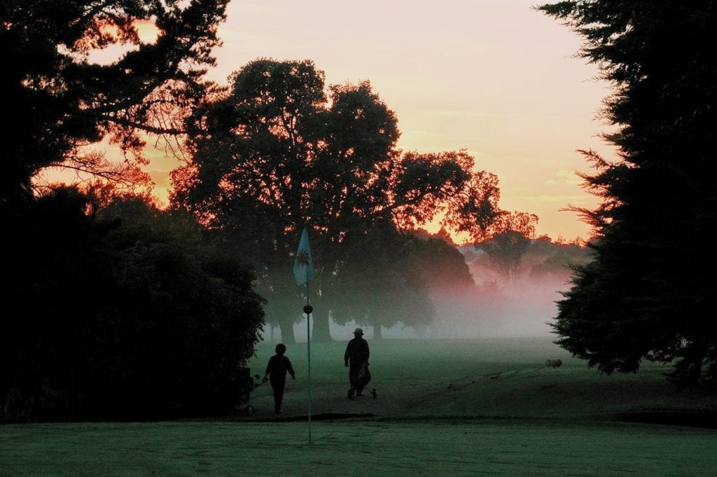Want to golf in cold weather? Read more about how to properly dress in this blog post by Royal Ashburn